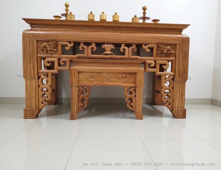 Bàn thờ gia tiên gỗ căm xe 3 tầng GTCX09 tại Cầu Giấy