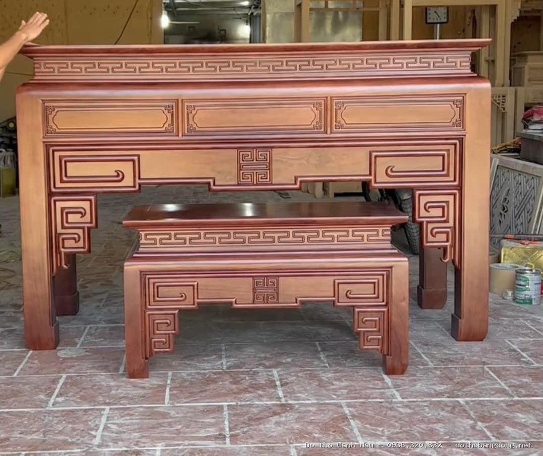 Bàn Thờ Như Ý Chân Đục Lá Tây 1m97cm tại Tây Hồ - Đồ thờ Sơn Vũ