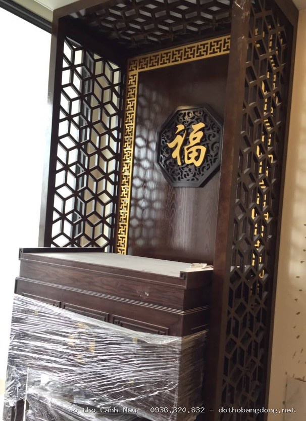 Bàn thờ sen 1m07 gỗ Hương đỏ tại Hà Đông - Đồ thờ Sơn Vũ