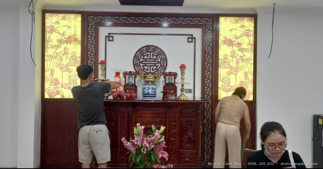 Bàn thờ trơn 1m07 gỗ Hương đá tại Thanh Xuân - Đồ thờ Sơn Vũ