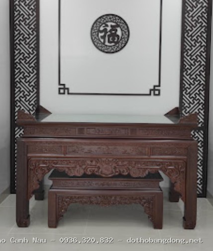 Bàn tủ thờ trơn hiện đại gỗ Gụ chưa sơn tại Nam Từ Liêm