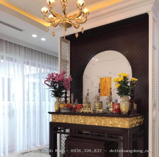 Mẫu Bàn Thờ Gia Tiên Thiếp Vàng BT59 tại Đống Đa - Bàn thờ Canh Nậu
