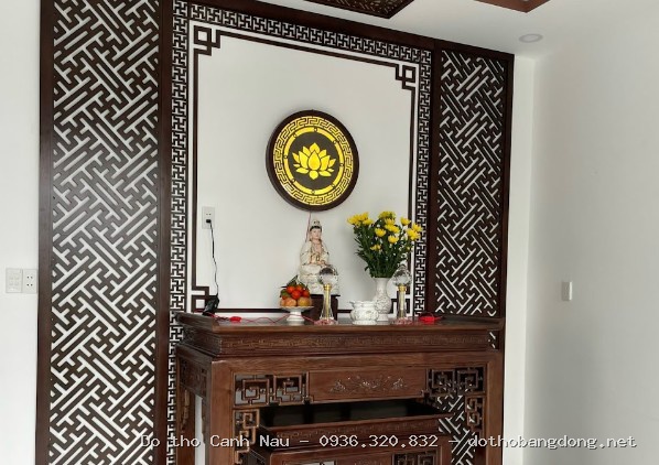thiết kế thi công phòng thờ gỗ tự nhiên tại Ba Đình - Bàn thờ Canh Nậu