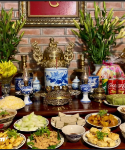 Tại sao có câu "Cúng cả năm không bằng Rằm tháng Giêng"?